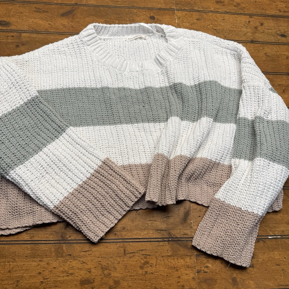 Moon & Madison colorblock sweater Medium‎